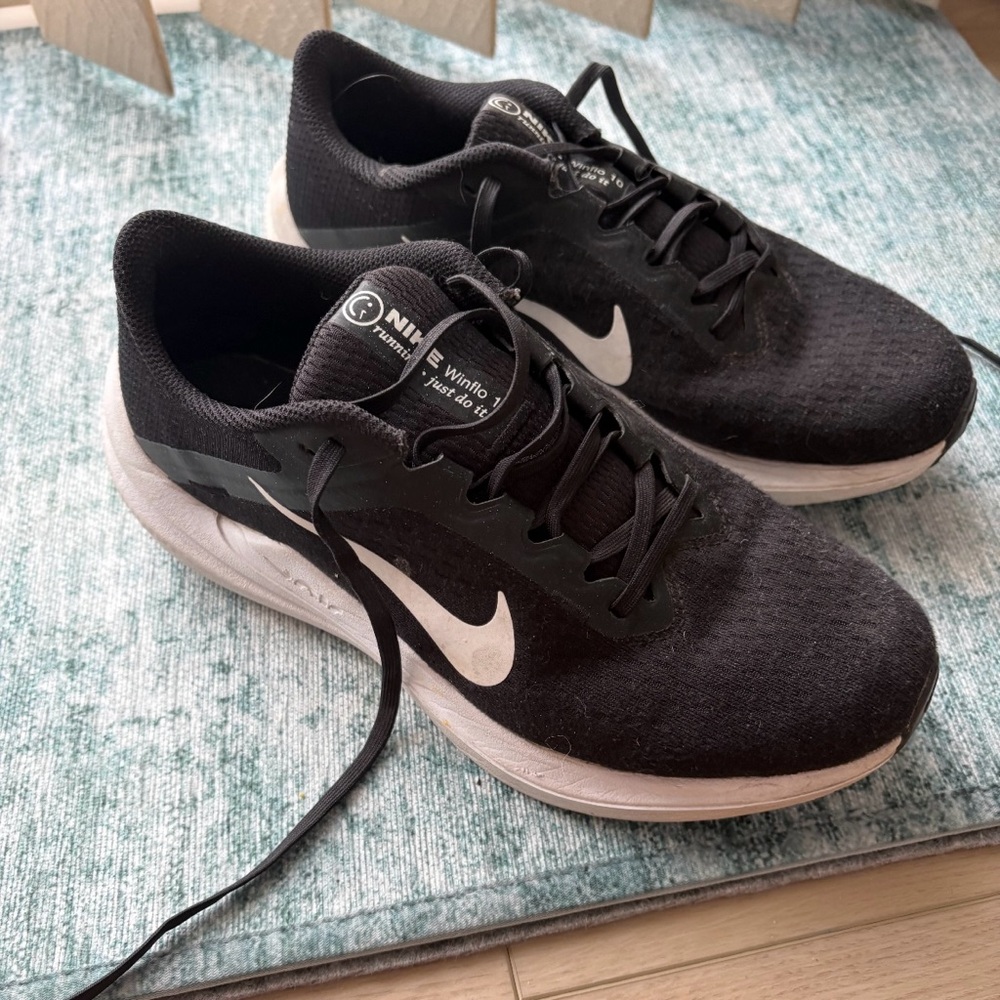 Nike - Women’s (Sz 8) Winflo 10 Road Running Athletic Shoes Sneakers